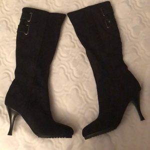 ◾️BCBG high heel boots◾️